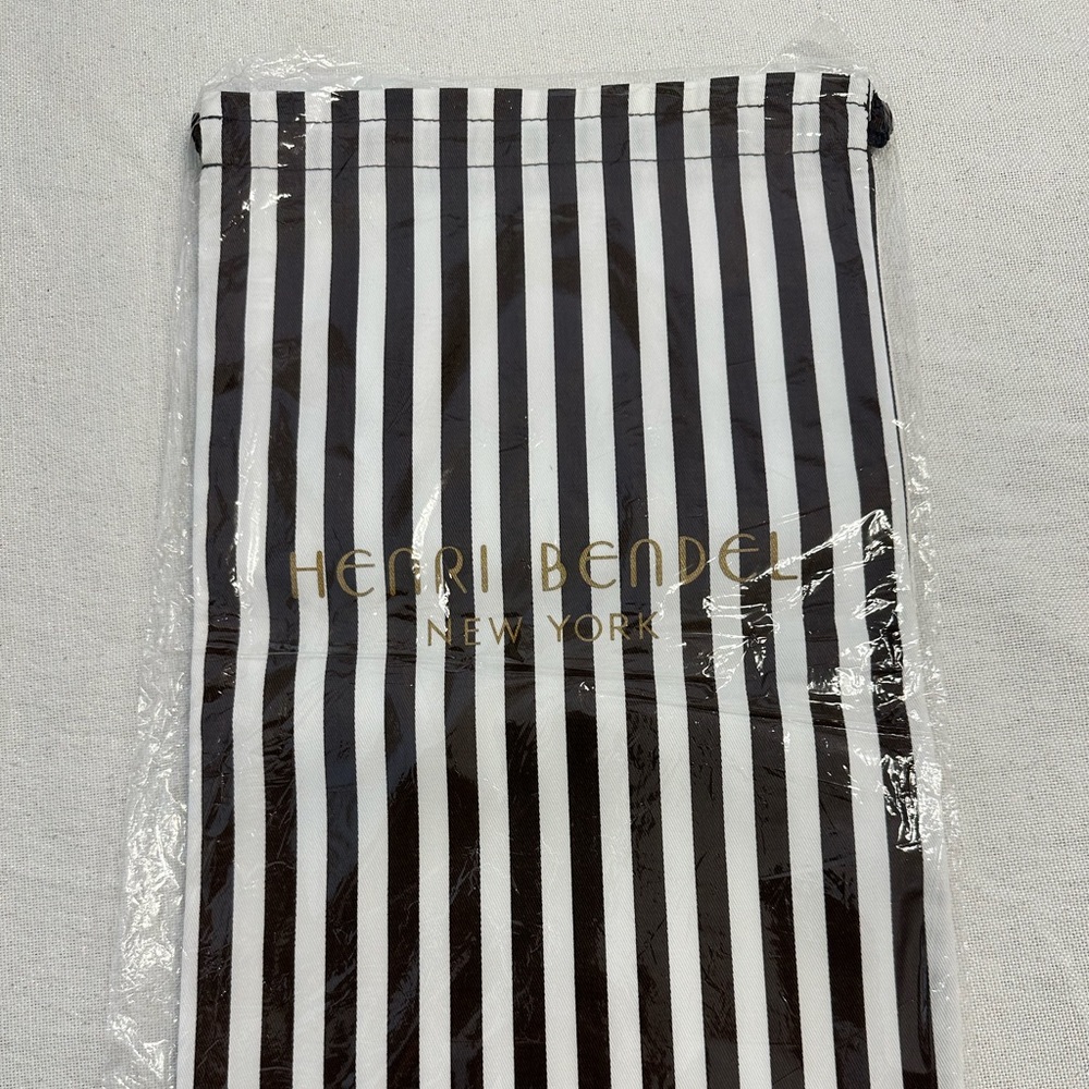 Henri Bendel Dust Bag - New